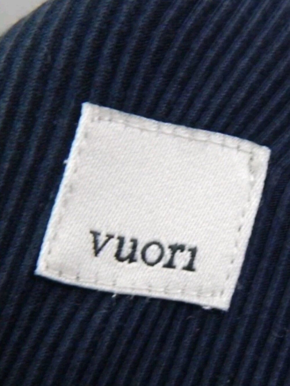Vuori Pose Ribbed Crop Tee - Picture 2 of 3